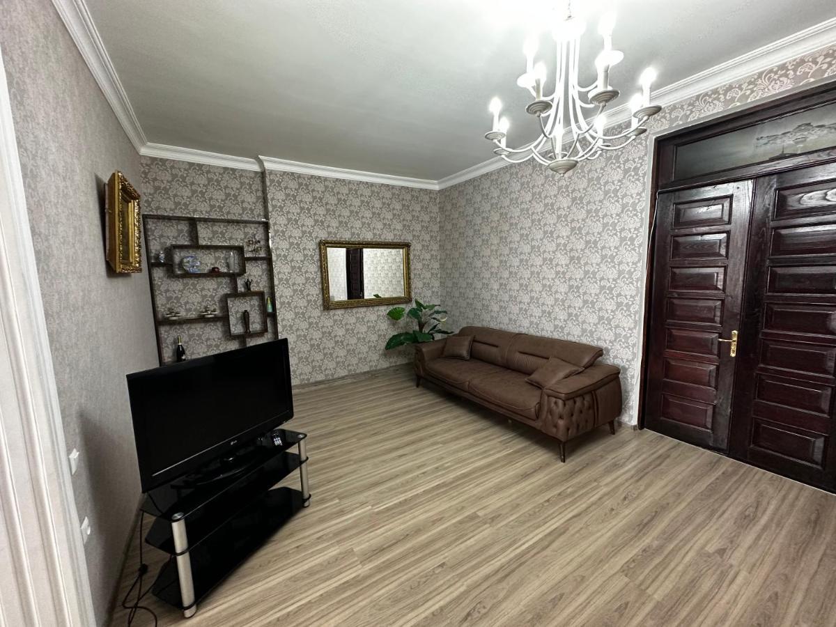 Appartement Heart Of Boulvard à Batoumi Extérieur photo